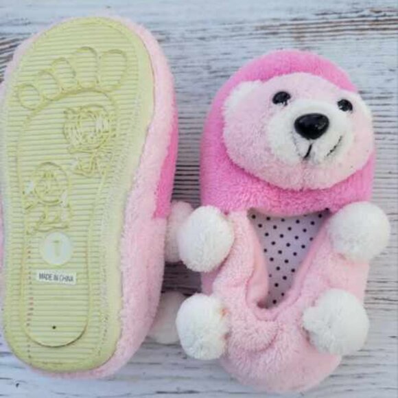 Adorable Pink Bear Slippers - Little Girls Size 7 - Picture 2 of 4